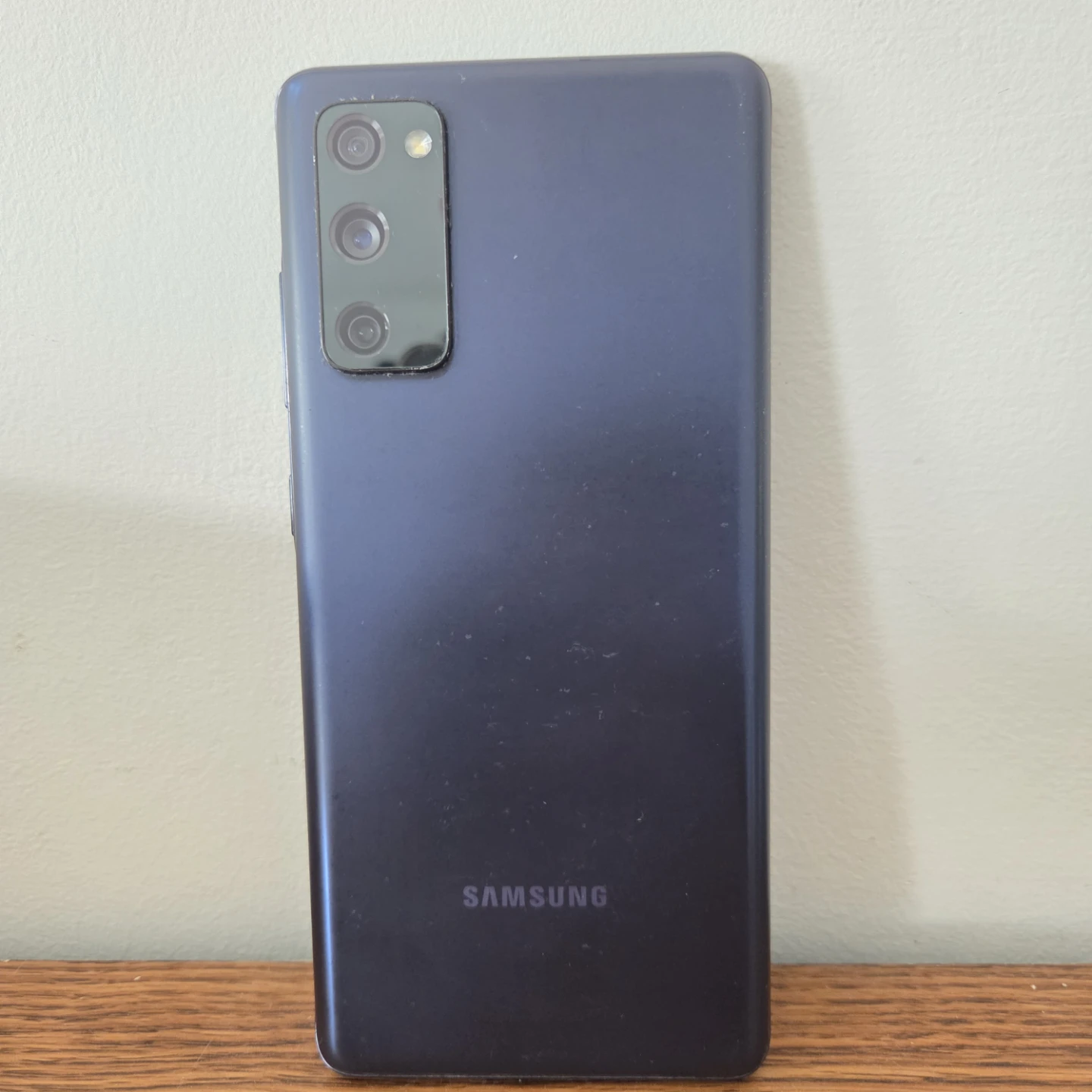 Samsung Galaxy S20 FE Smartphone - photo 3