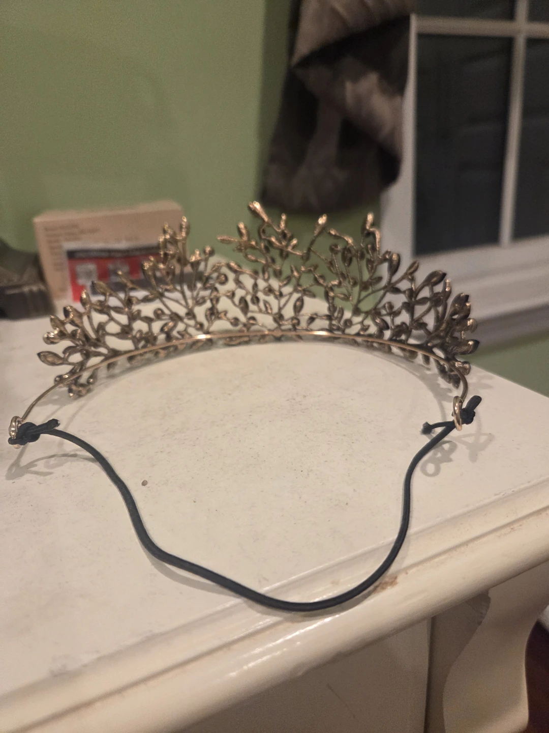 Black and Bronze Leaf Design Tiara - photo 2