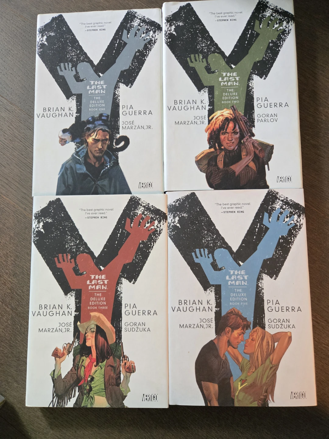 Collection of 11 Graphic Novels and Comics