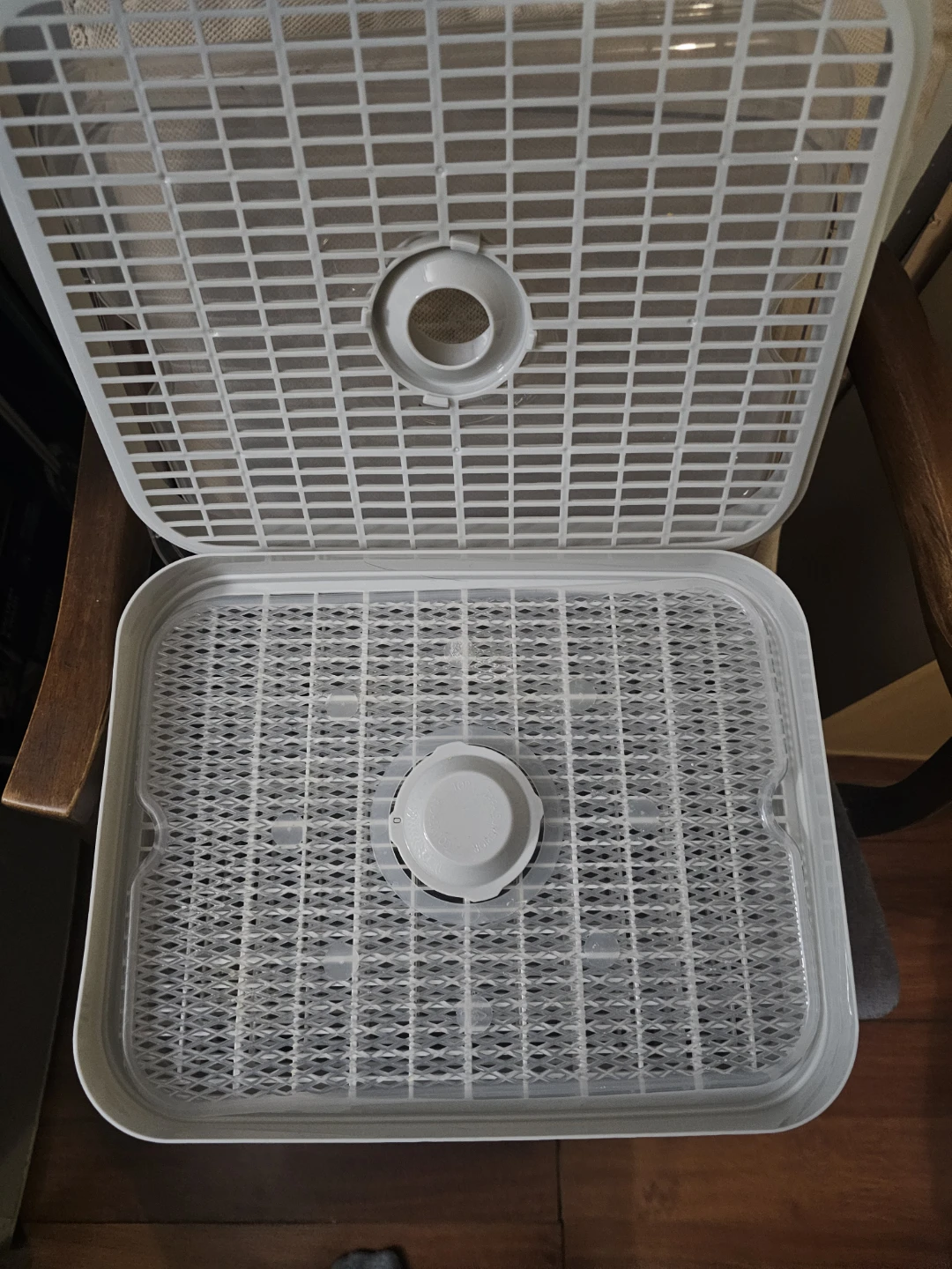 Hamilton Beach Food Dehydrator 32100C - photo 4
