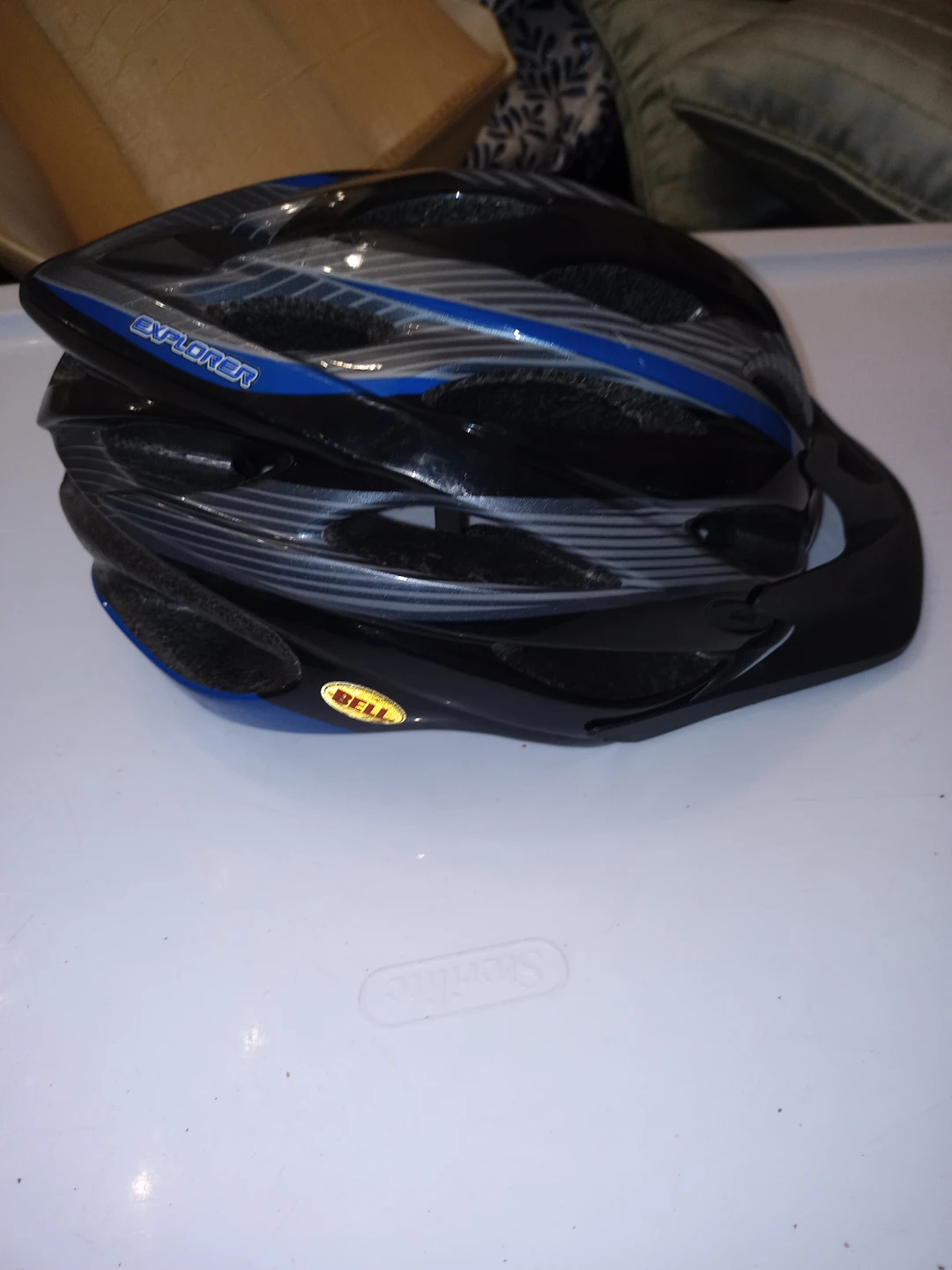 BELL Explorer Adult Bicycle Helmet - Size 53 - 60cm - photo 3