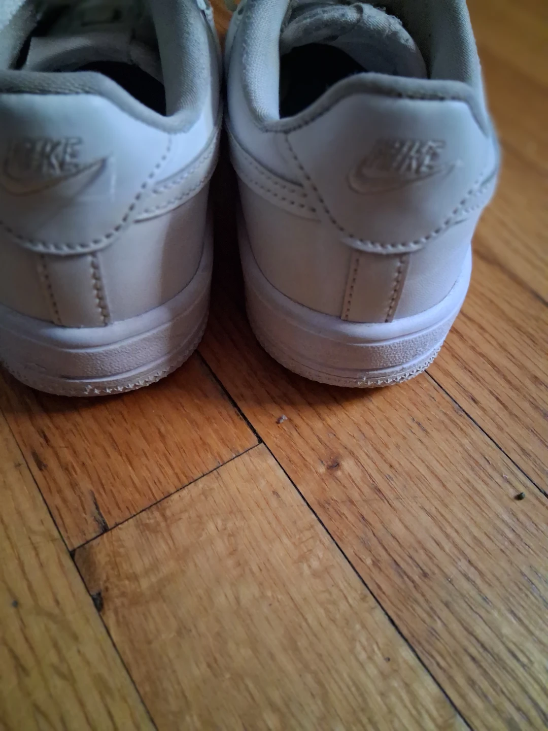 White Nike Air Force 1 Sneakers - photo 4