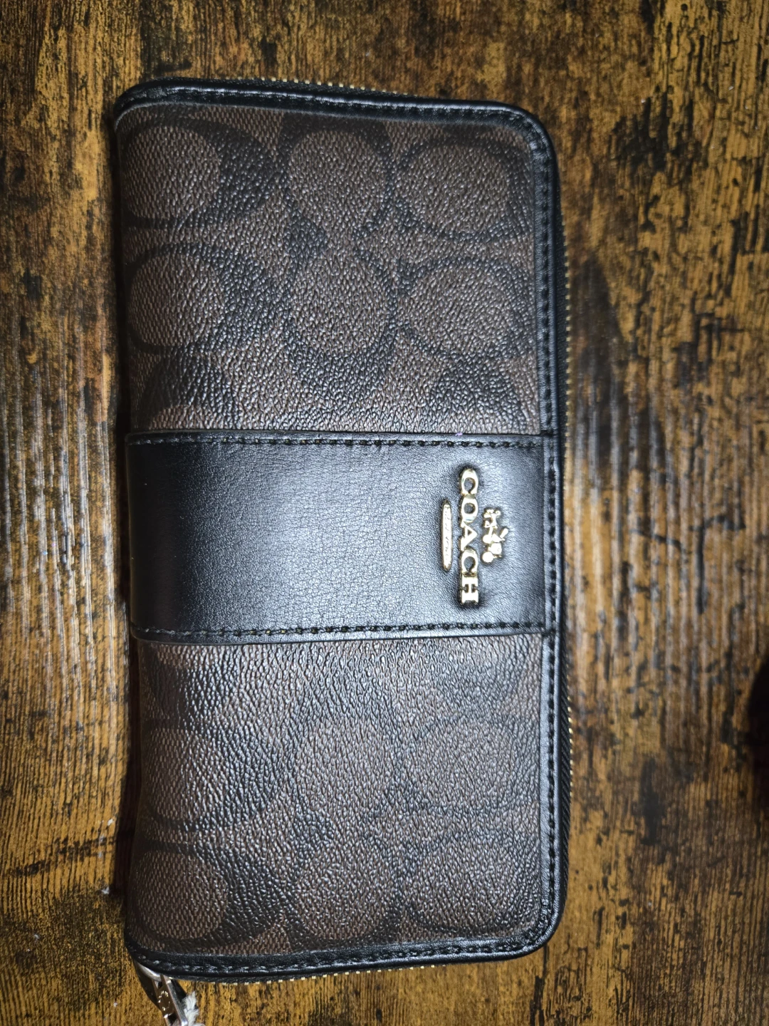 Coach Signature Zip-Around Wallet