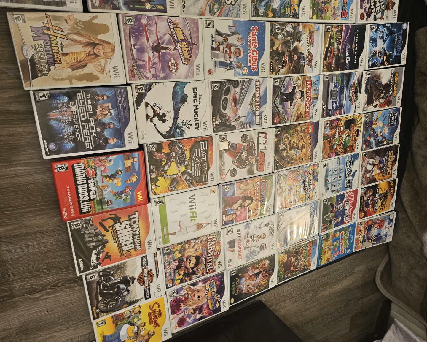Nintendo Wii Console Bundle with 50+ Games