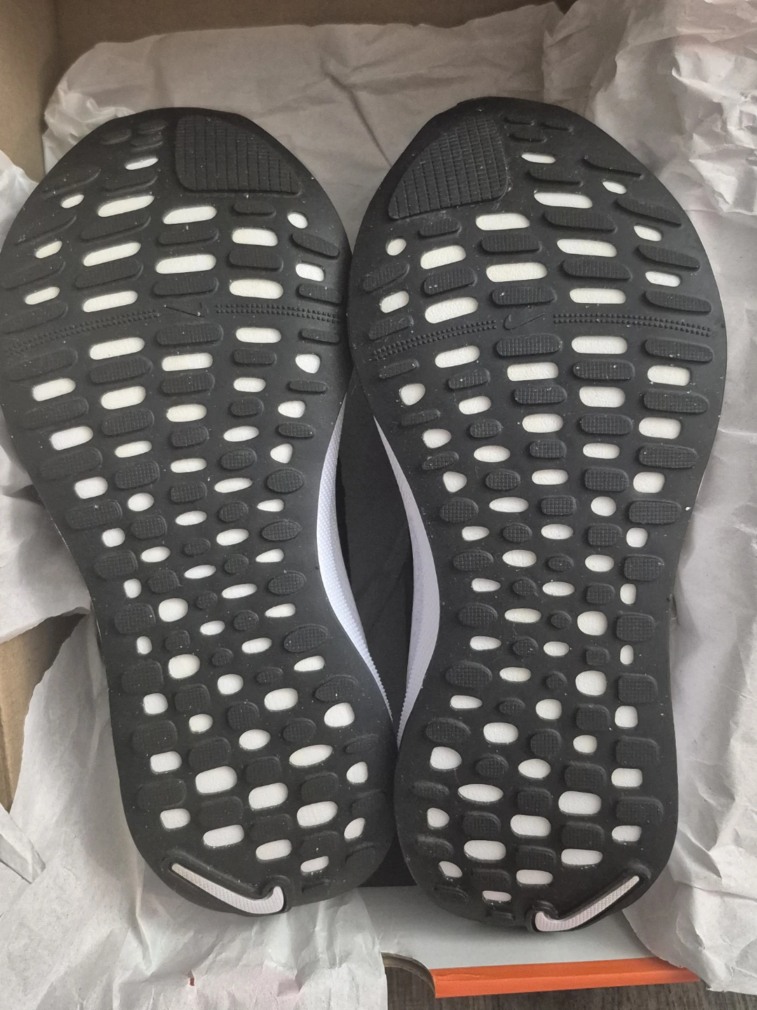 Nike 7.5 ReactX Infinity Run 4 Black Running Shoes - photo 2