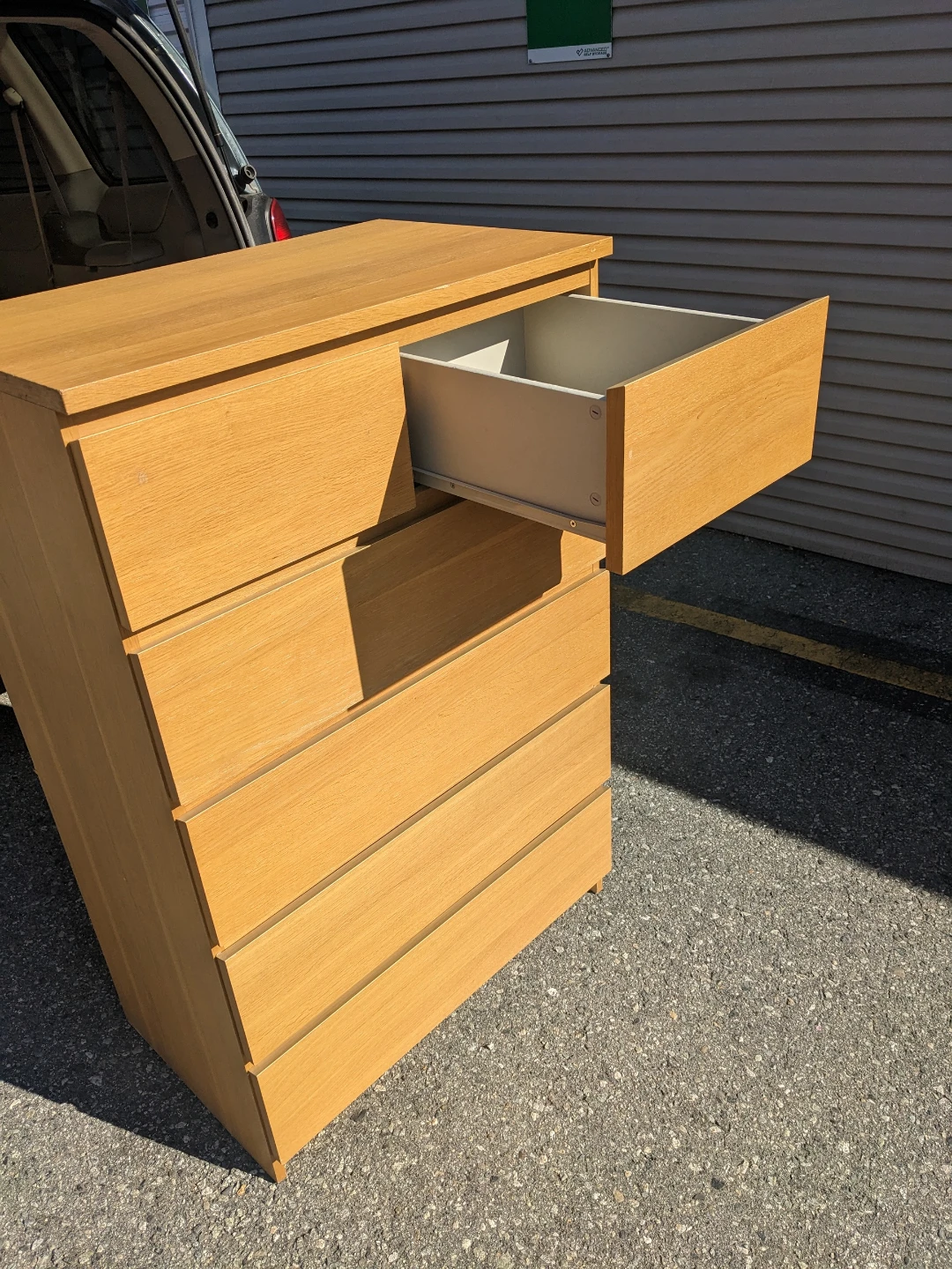 Malm Ikea dresser delivery available - photo 2