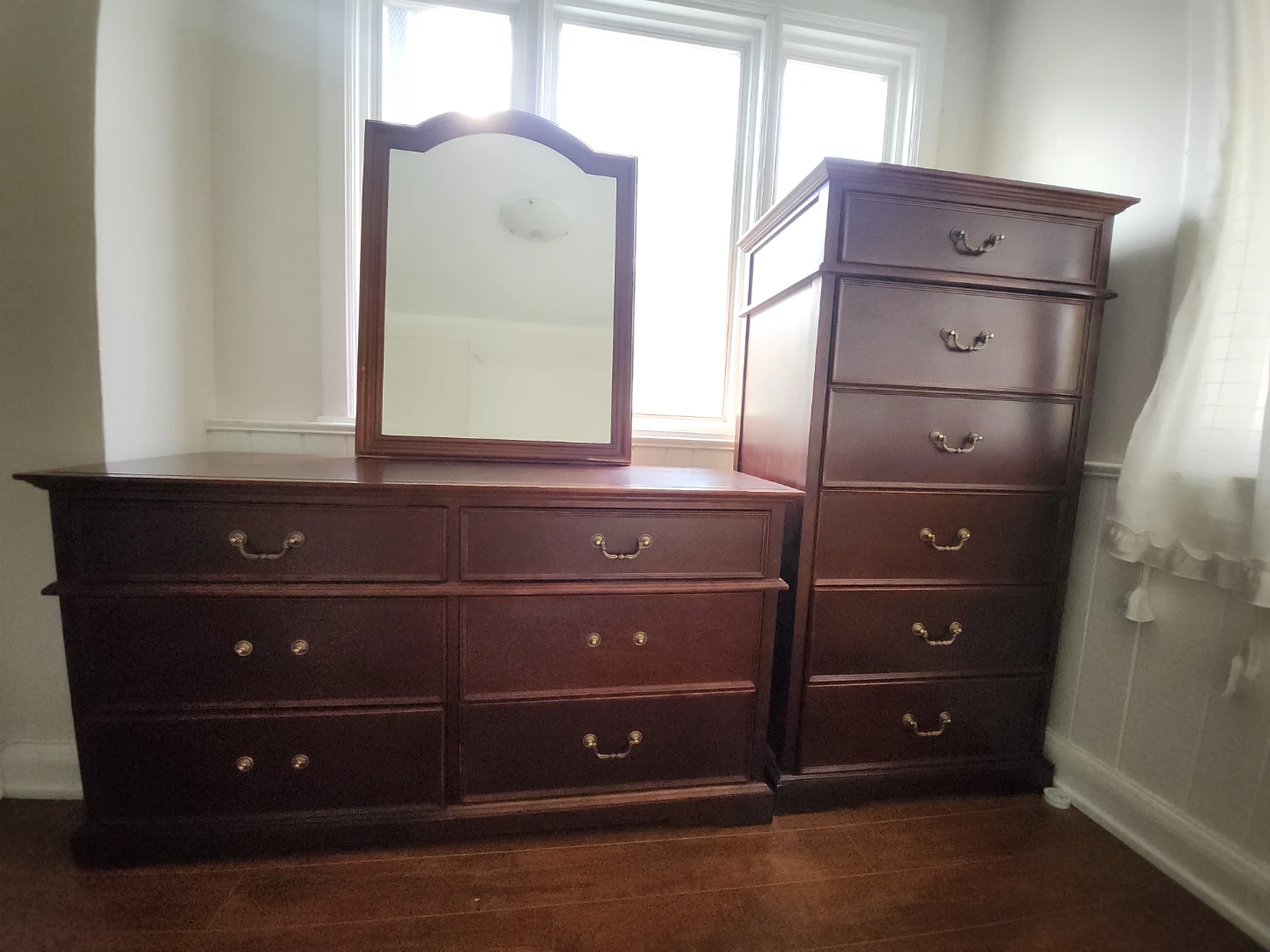 Solid Dark Wood Dresser Set (Dresser with Mirror + Tall Chest) - photo 2