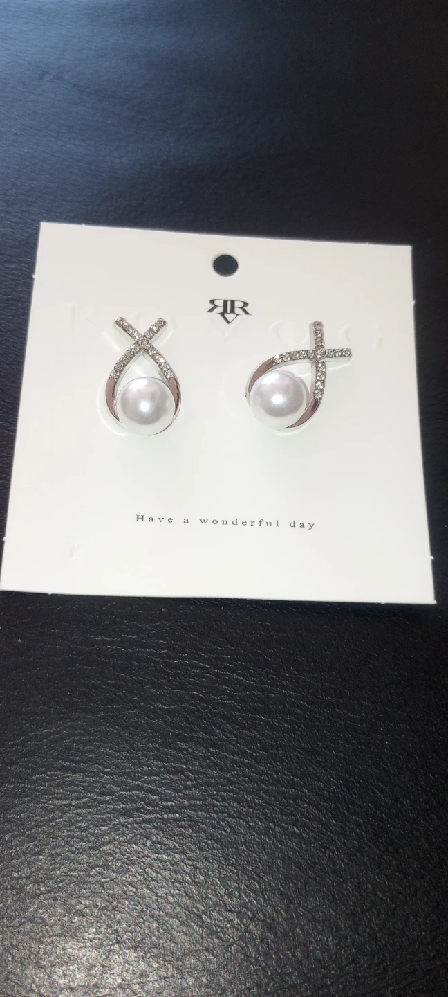 Crystal and Pearl Stud Earrings