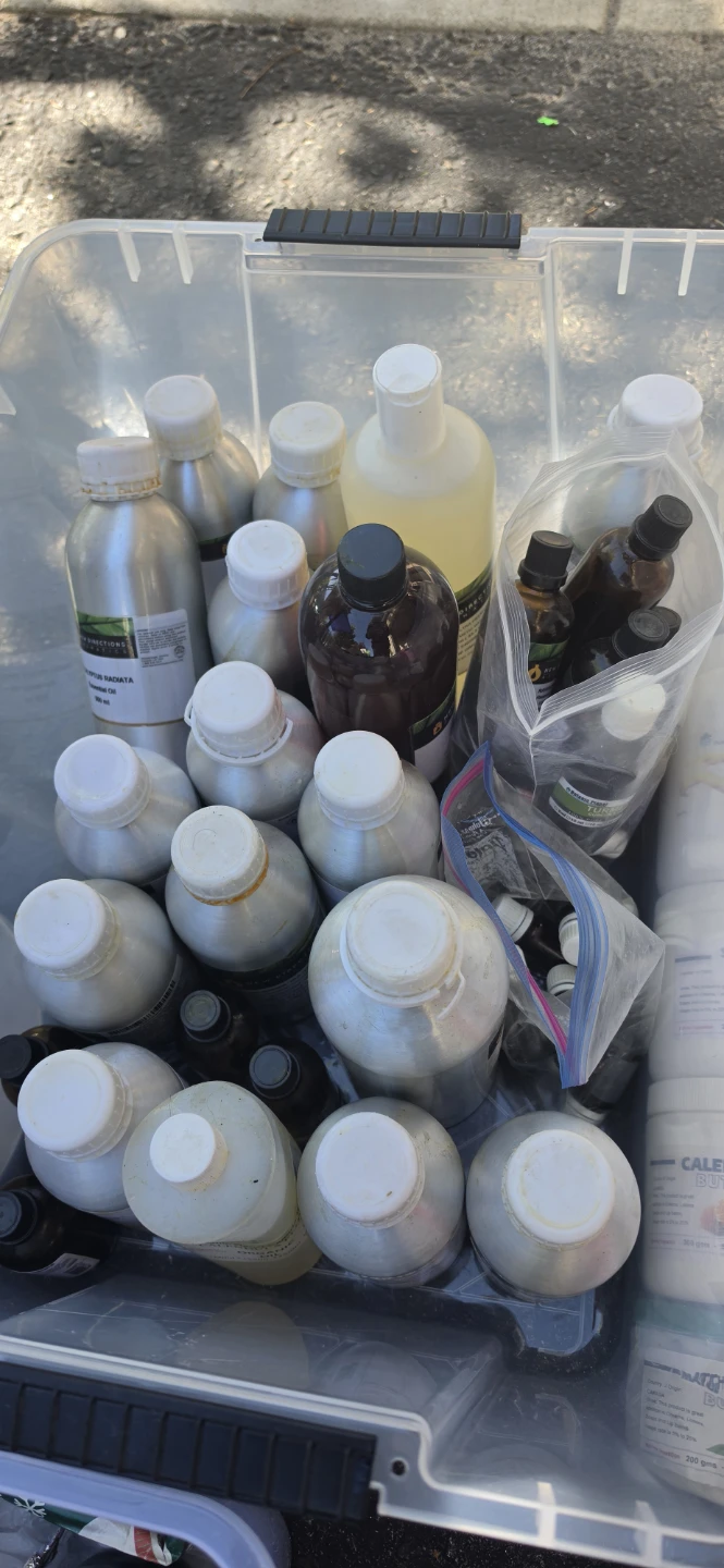 Botanic Planet and New Directions Aromatics Supplies - photo 3