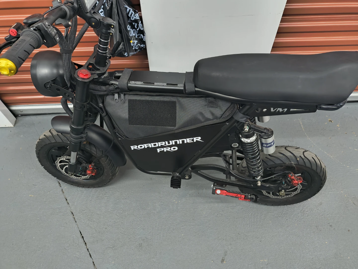 Emove Roadrunner Pro Electric Scooter