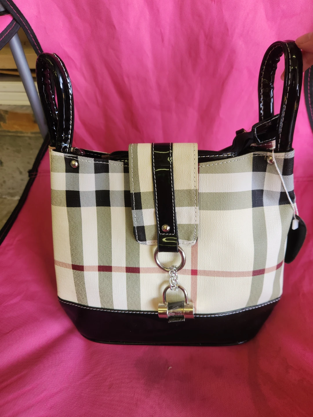Plaid Pattern Shoulder Bag