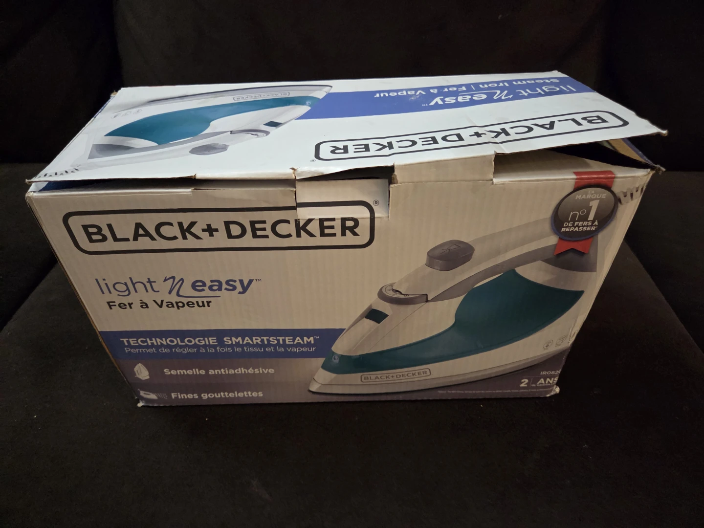 BLACK+DECKER Light 'N Easy Steam Iron – Original Box - photo 2