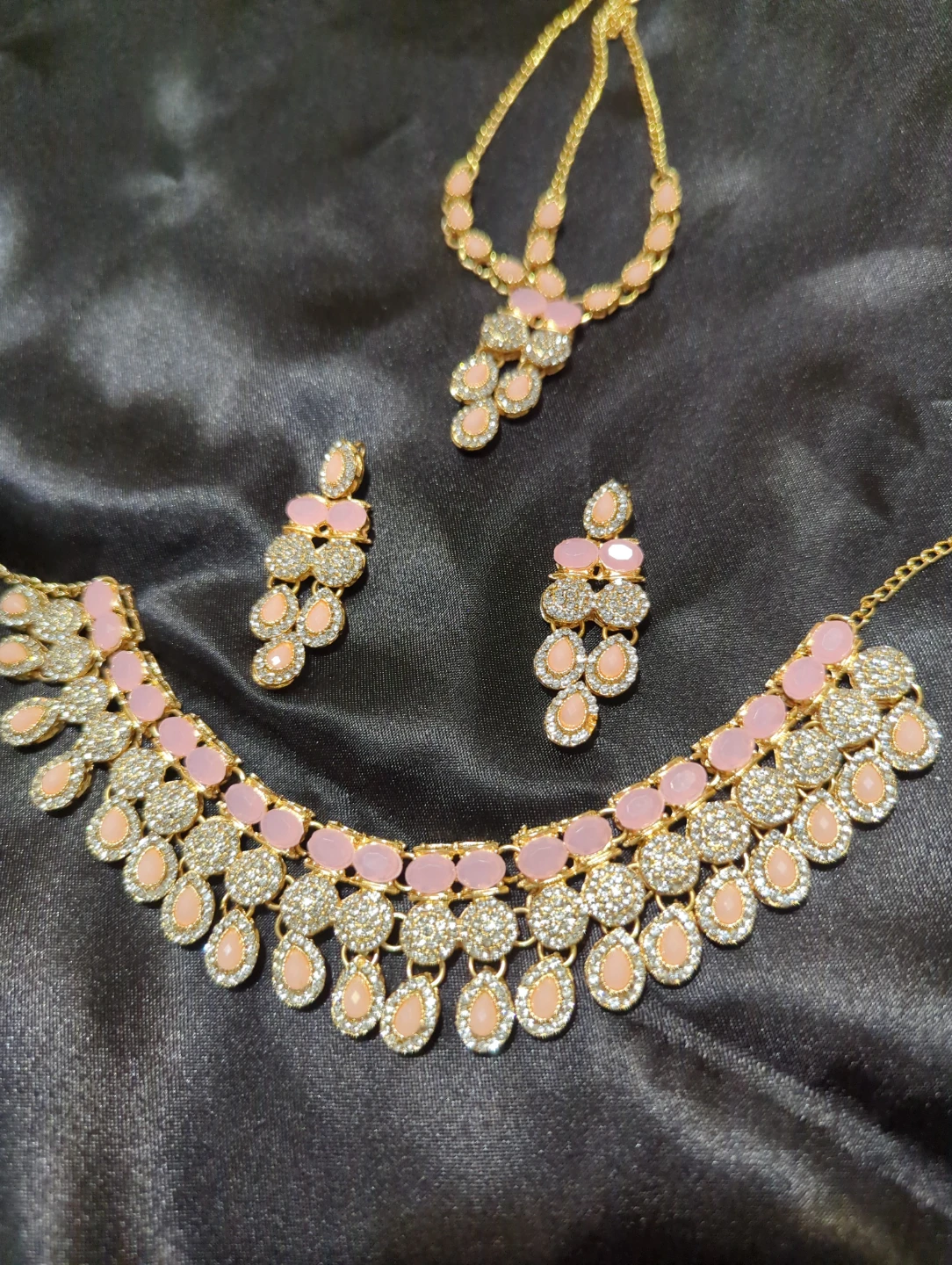 Pink and Gold Tone Jewelry Set - photo 2