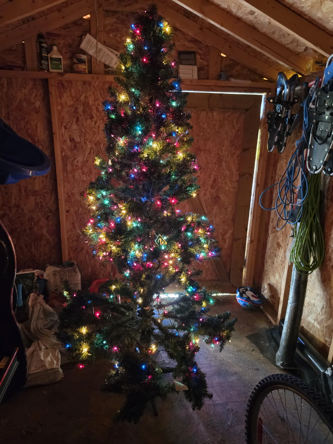 Pre-lit Artificial Christmas Tree with Multicolour Lights