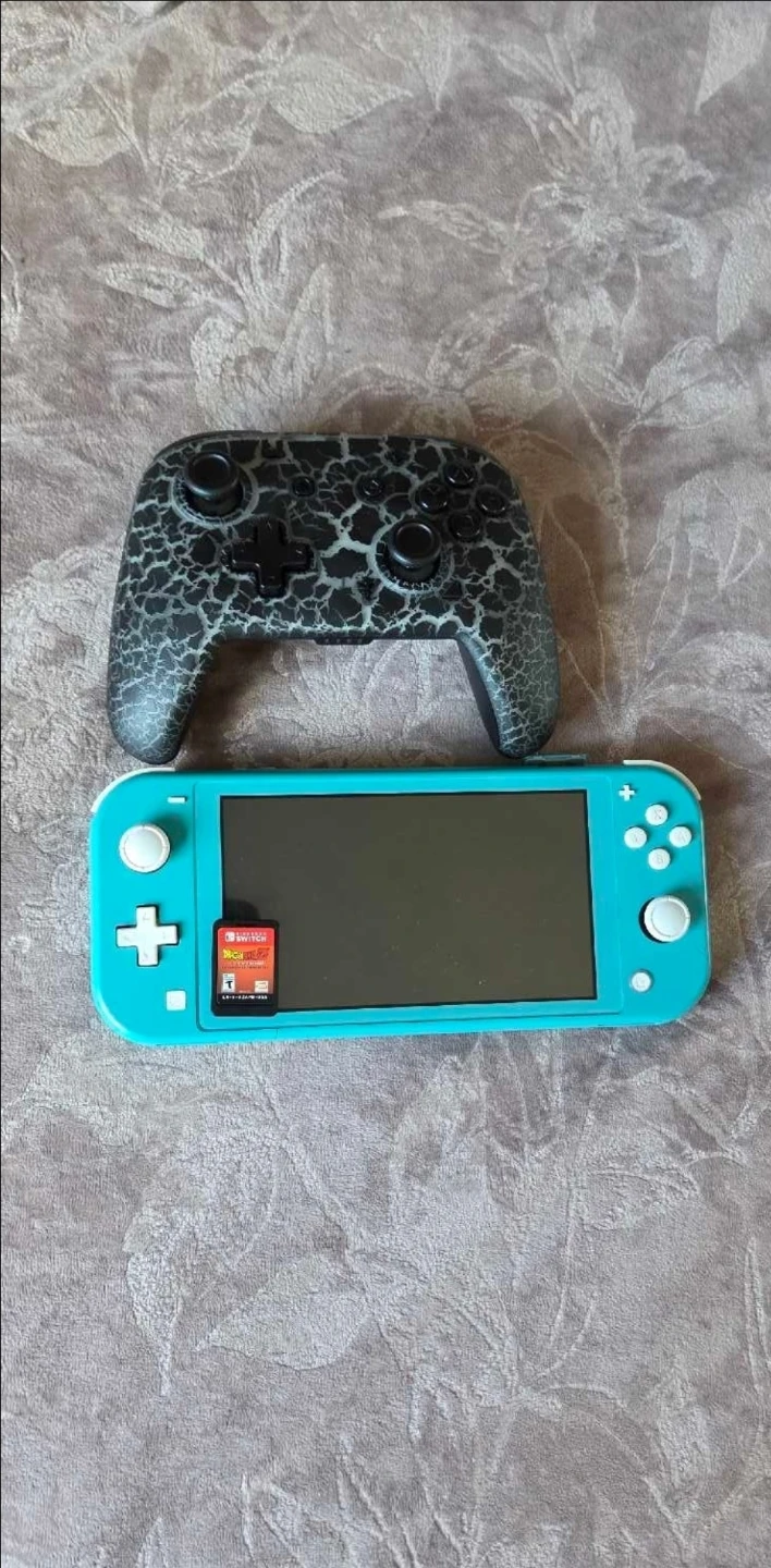 Nintendo Switch Lite Bundle with Controller and Game