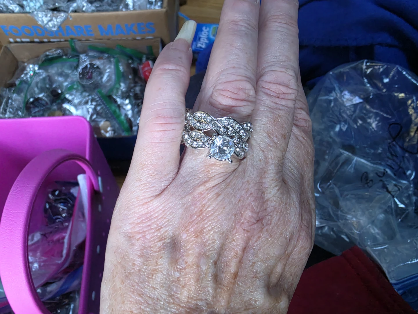 Big jewelry sale  saturday  10/24 sun 10/25 9 am to 6 pm