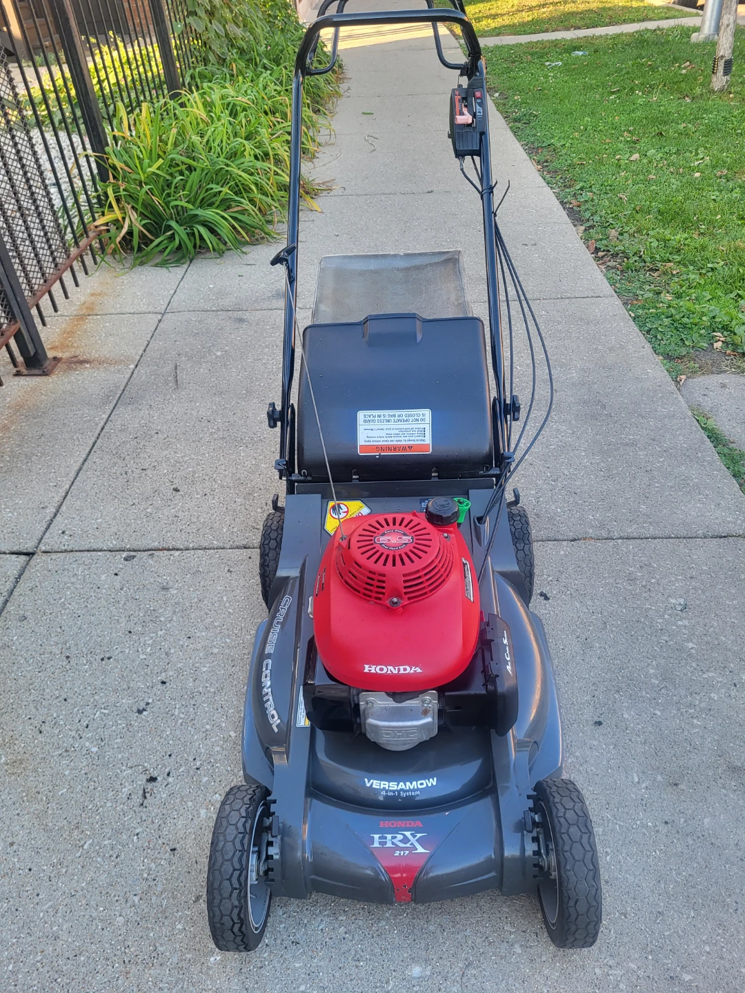 Honda HRX 217 Lawn Mower