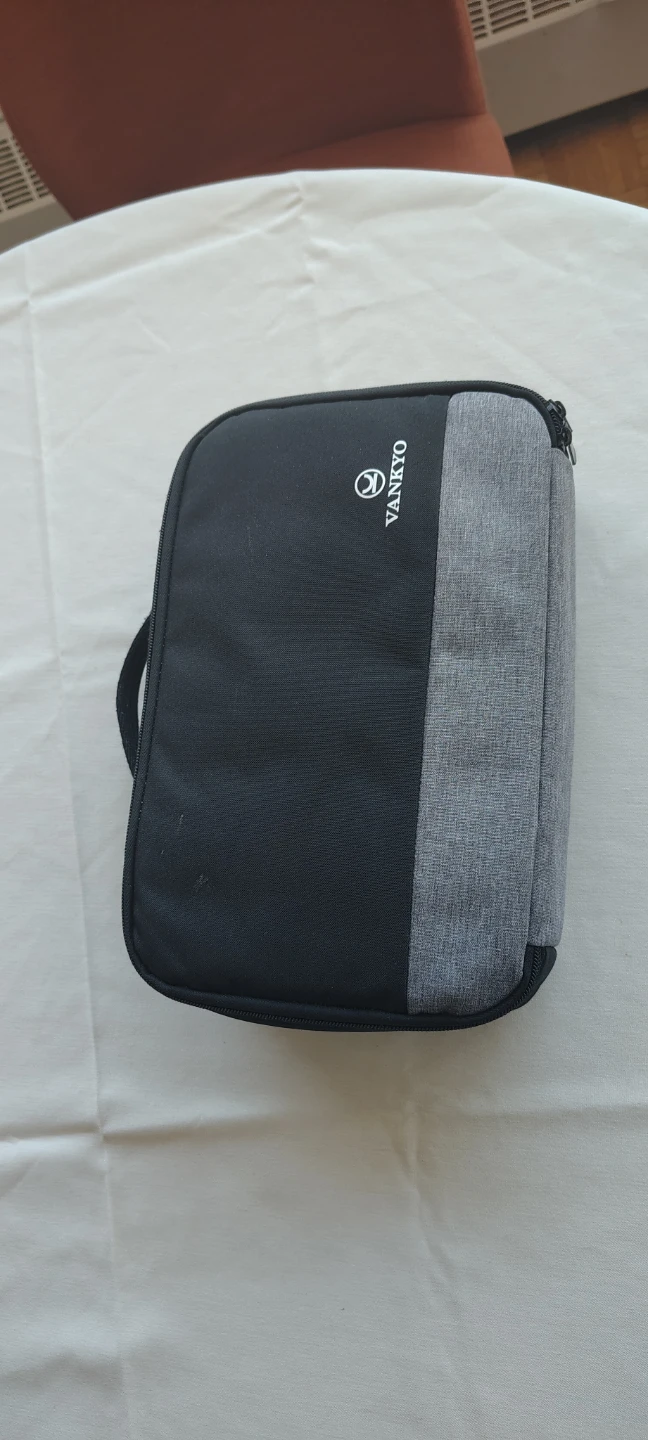 Vankyo Projector with Carrying Case - photo 2