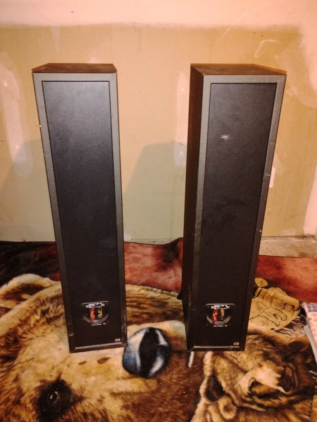 Jamo X3M Floorstanding Speakers OBO - photo 3