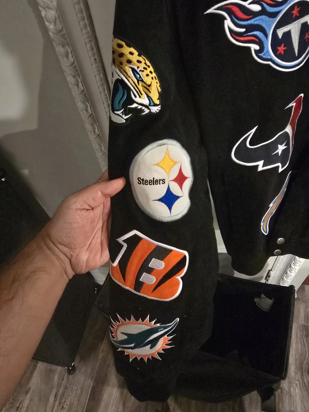 NFL All-Teams Black Quilted Varsity Jacket - photo 3