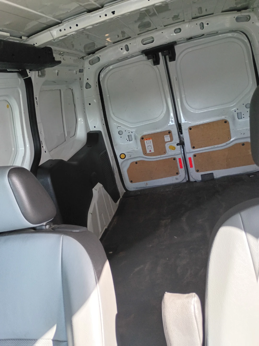 Ford Transit - photo 4