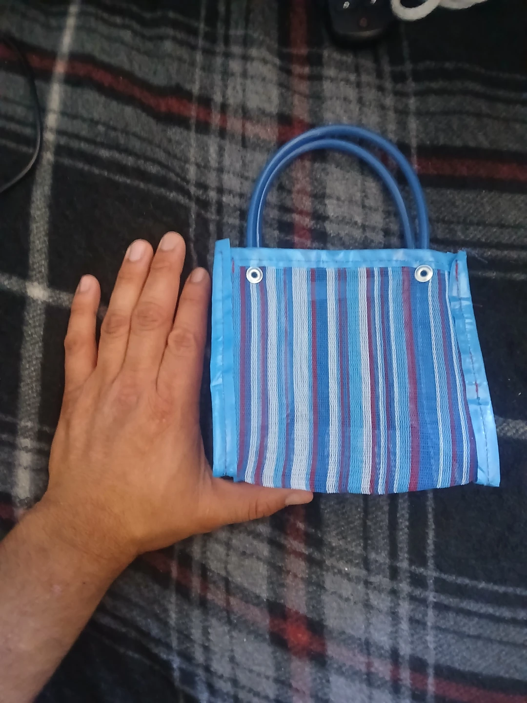 Small Striped Mesh Tote Bag - photo 3