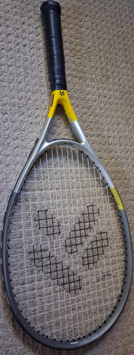 Tecno Pro Typhoon Tennis Racket - photo 2