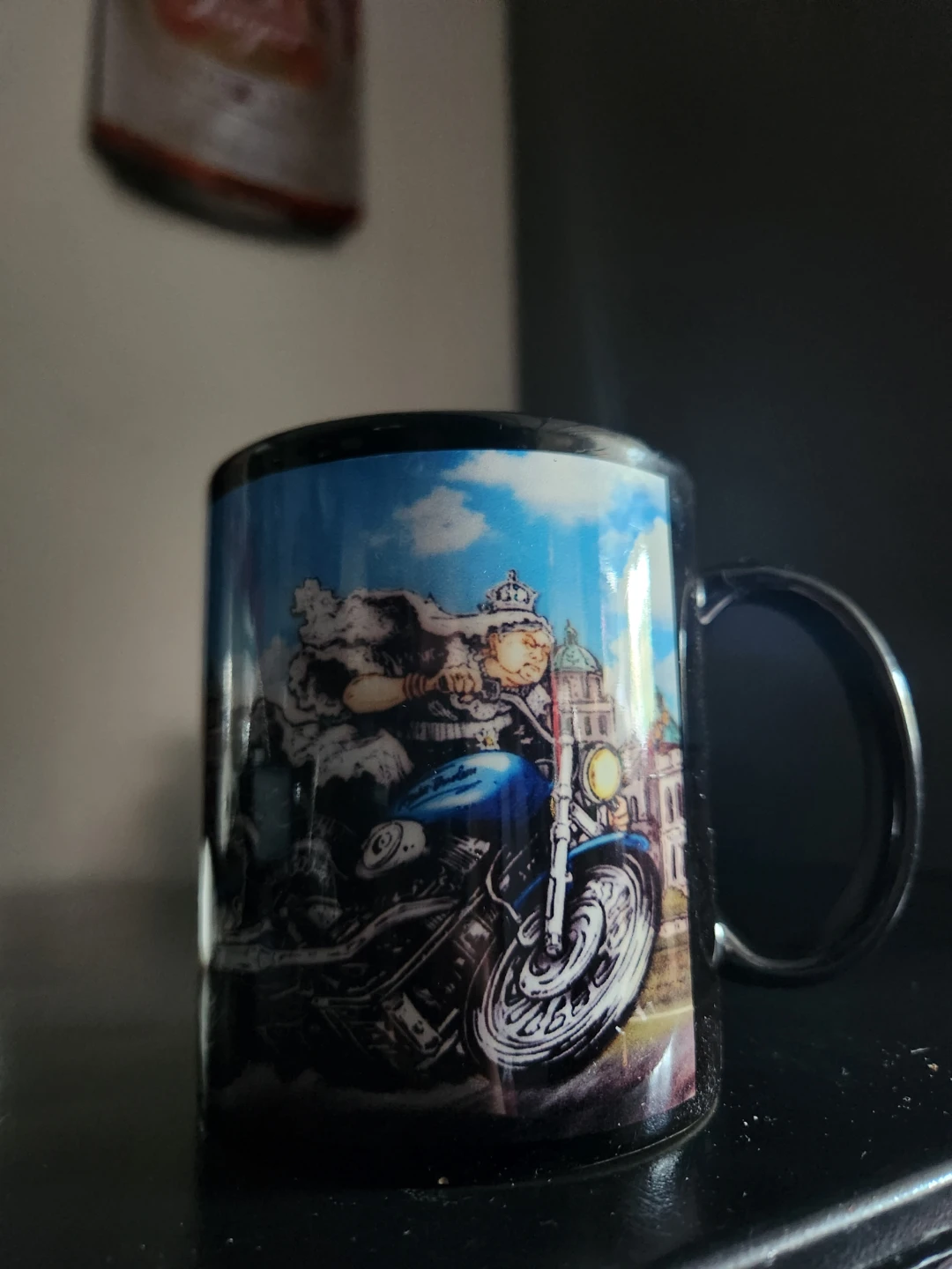 Harley-Davidson Victoria BC Souvenir Mug 1998 vintage - photo 2