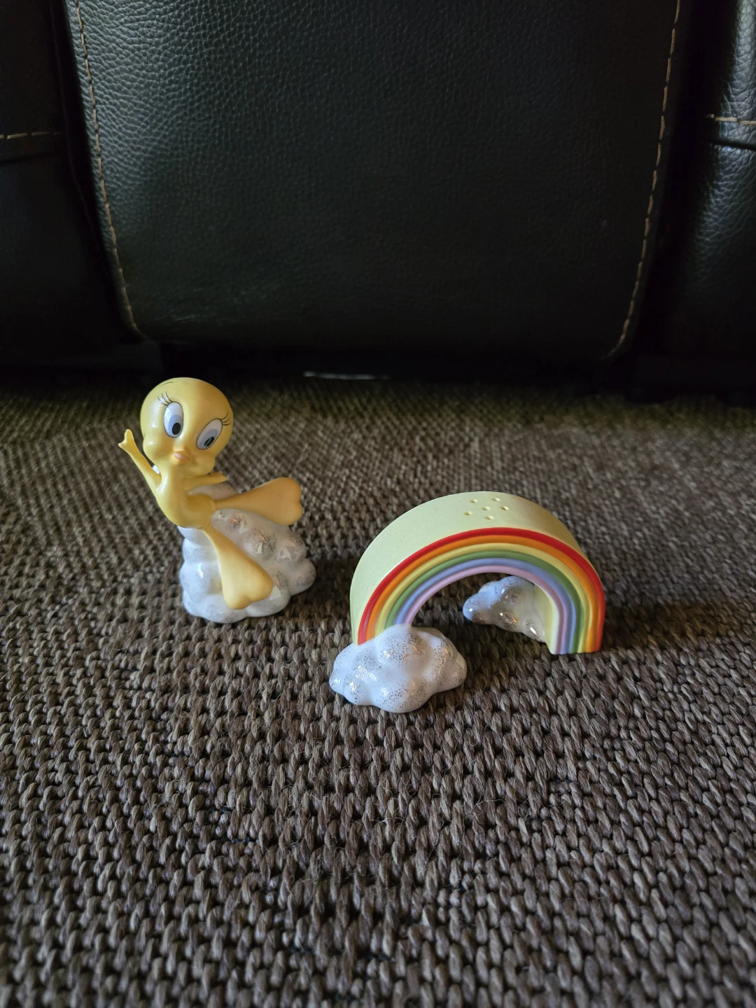 Looney Tunes Tweety Bird and Rainbow Salt and Pepper Shakers