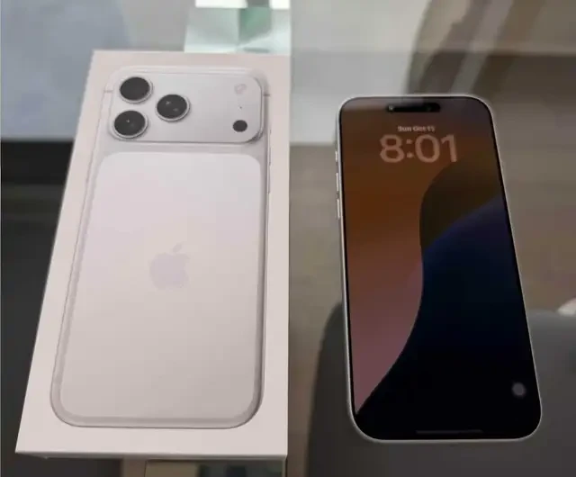 Apple iPhone 18 pro max silver 512gb - photo 3