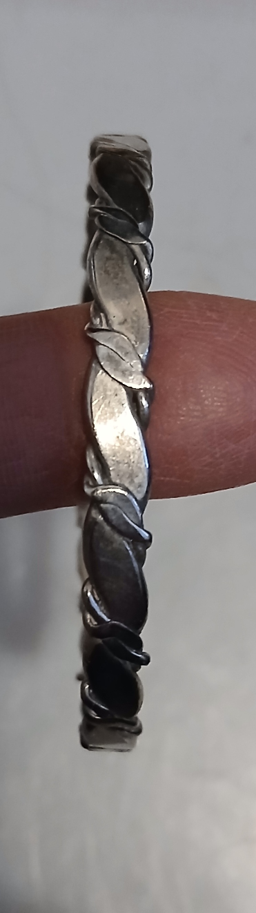 Silver Twisted Bangle Bracelet$120