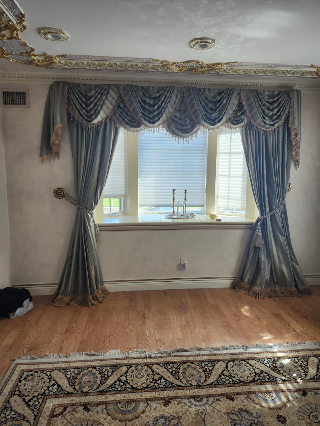 3 Victirian style custom drapes set - photo 2