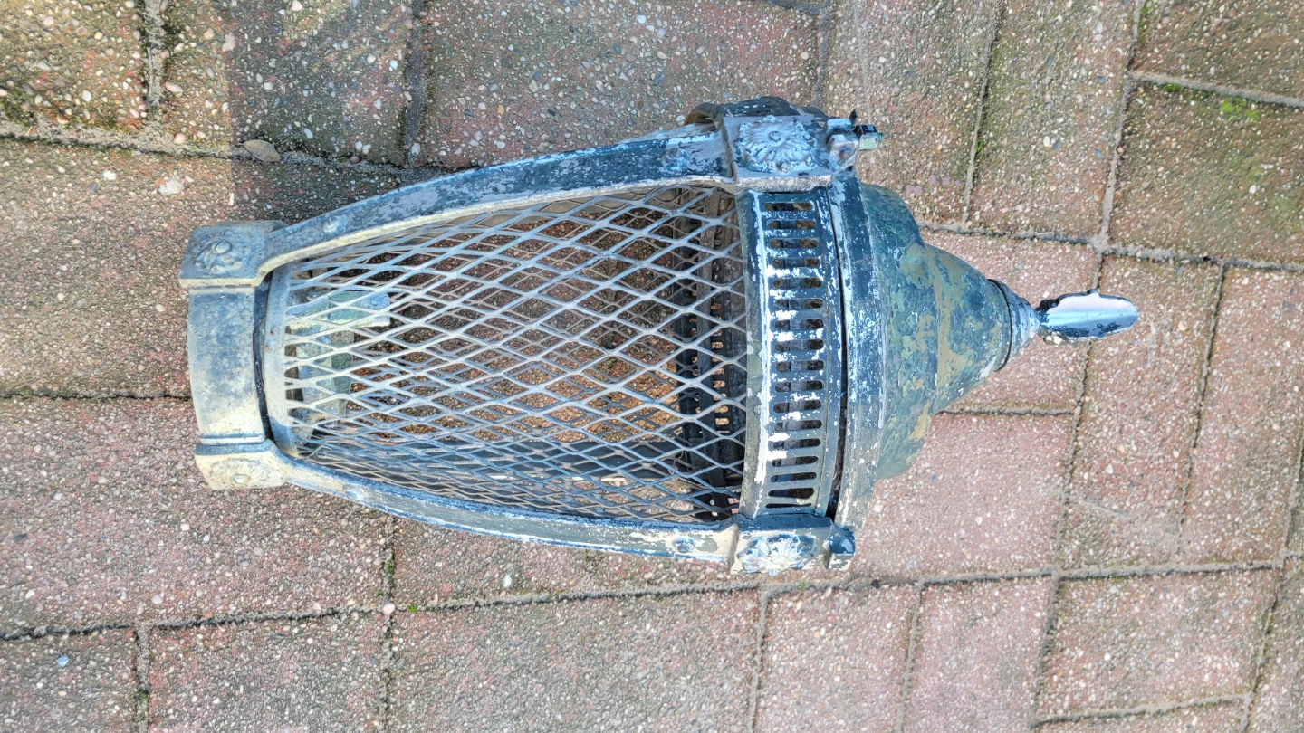 Vintage Metal Outdoor Lamp Fixture - photo 3