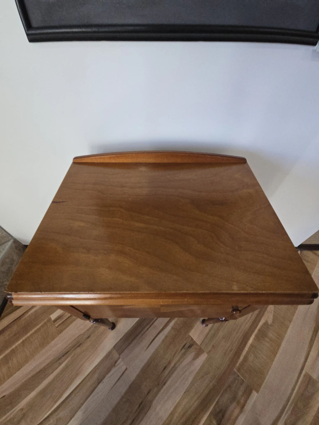 Singer 99K Sewing Machine with Wooden Cabinet - photo 4