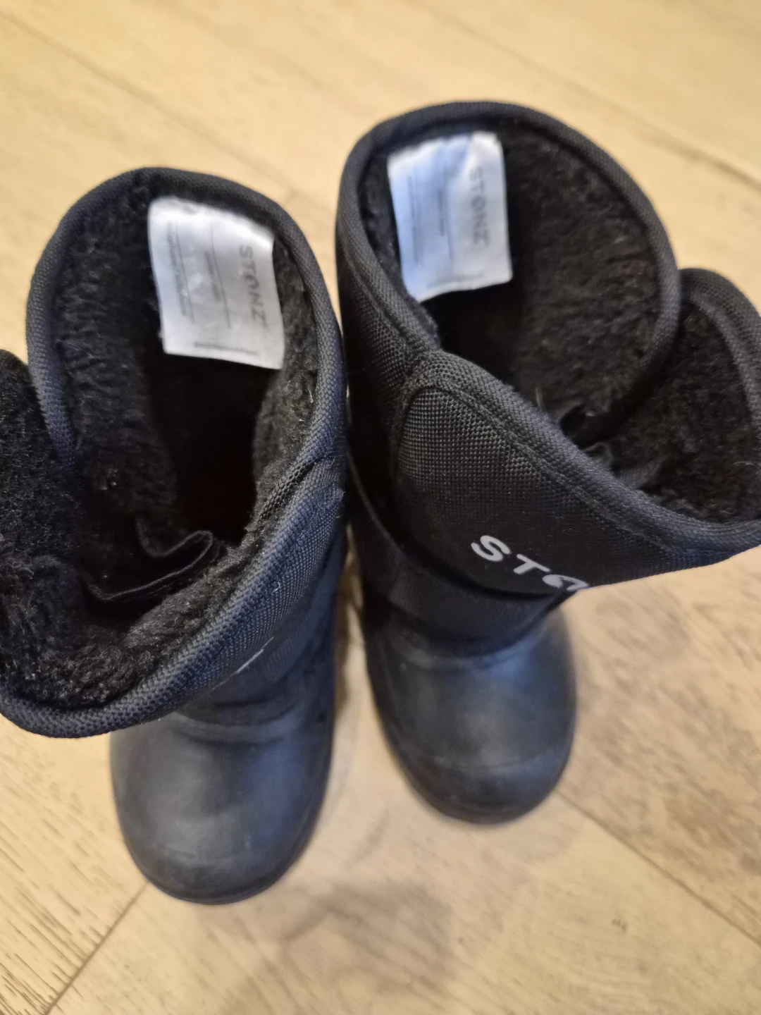 Stonz Black Toddler Winter Boots