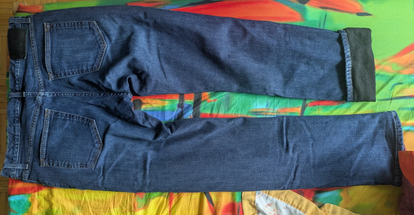 Eddie Bauer Men's Fleece-Lined Jeans 34x32 - photo 3