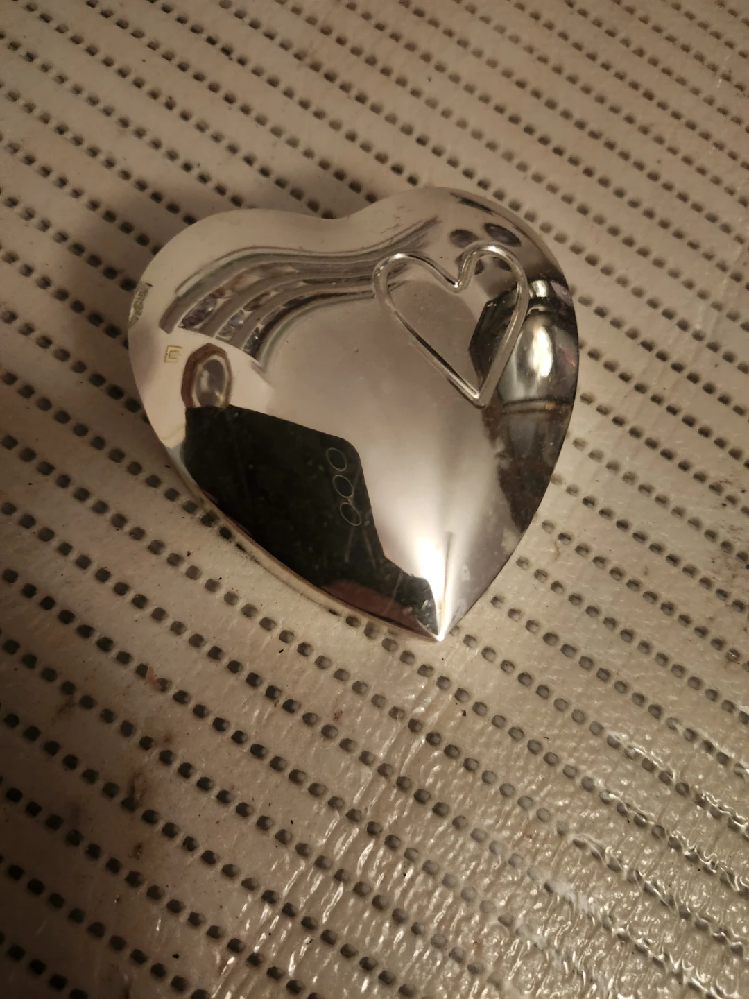 Heart Shaped Silver Tone Trinket Box