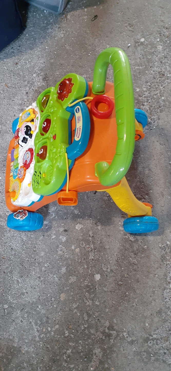 VTech Sit-to-Stand Learning Walker - photo 2