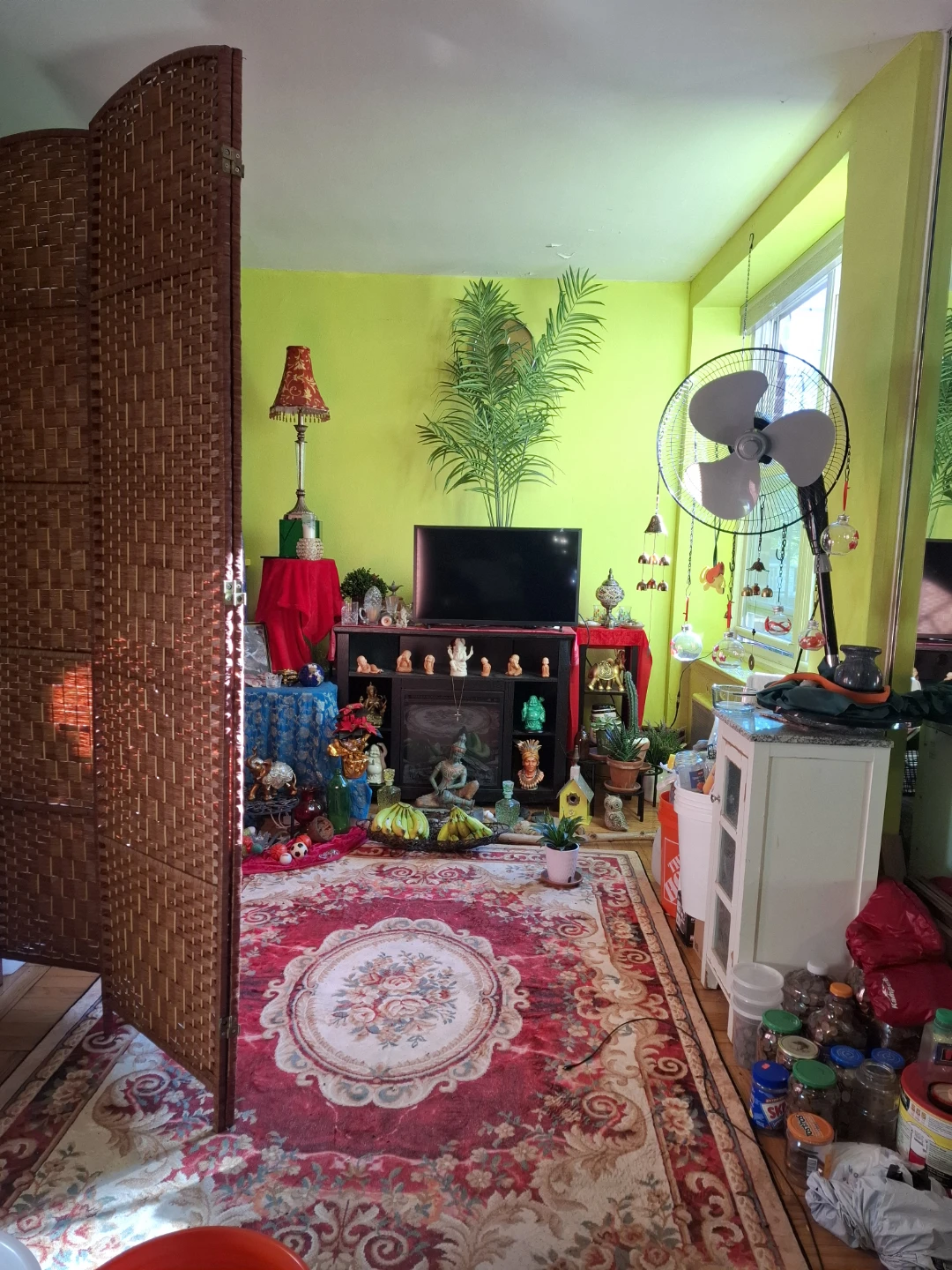 Studio Cash Sale by Owner