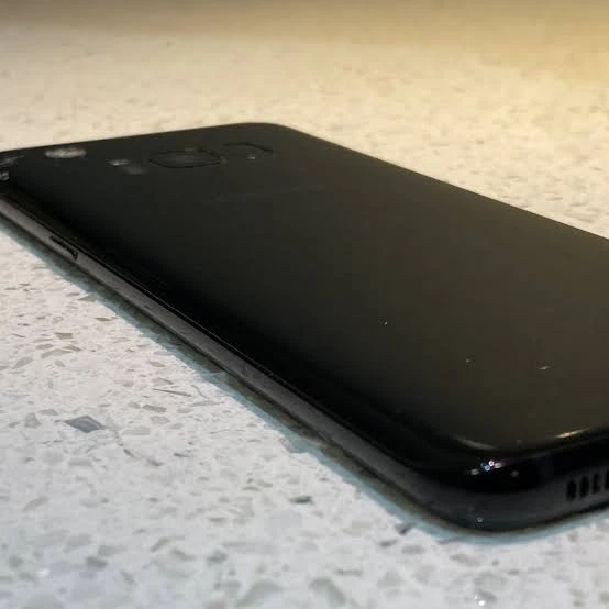 Samsung S8 64GB needs screen