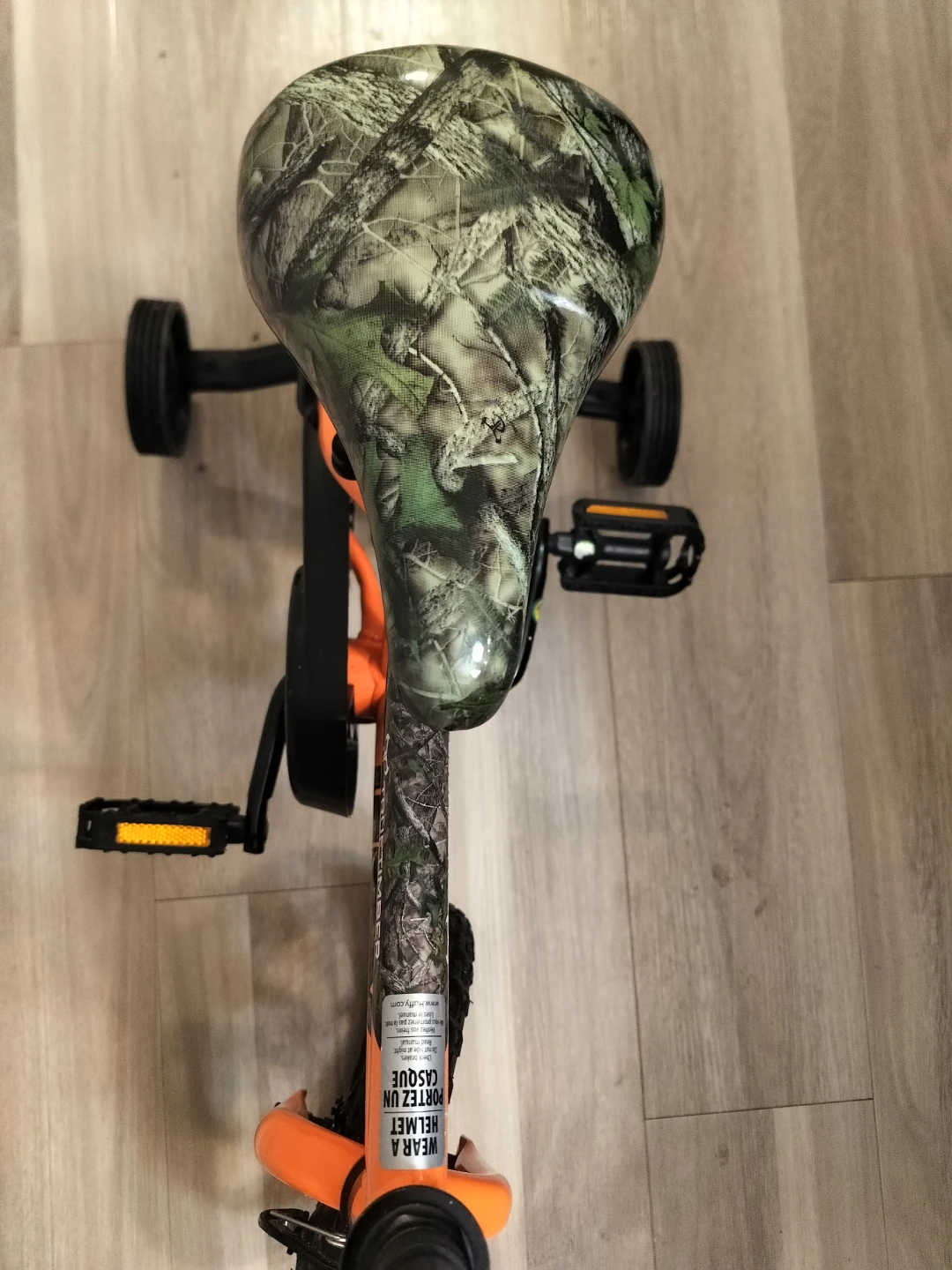 Huffy Kids Bike with Training Wheels - photo 3