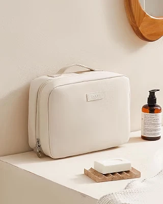 EACHY Travel Toiletry Bag