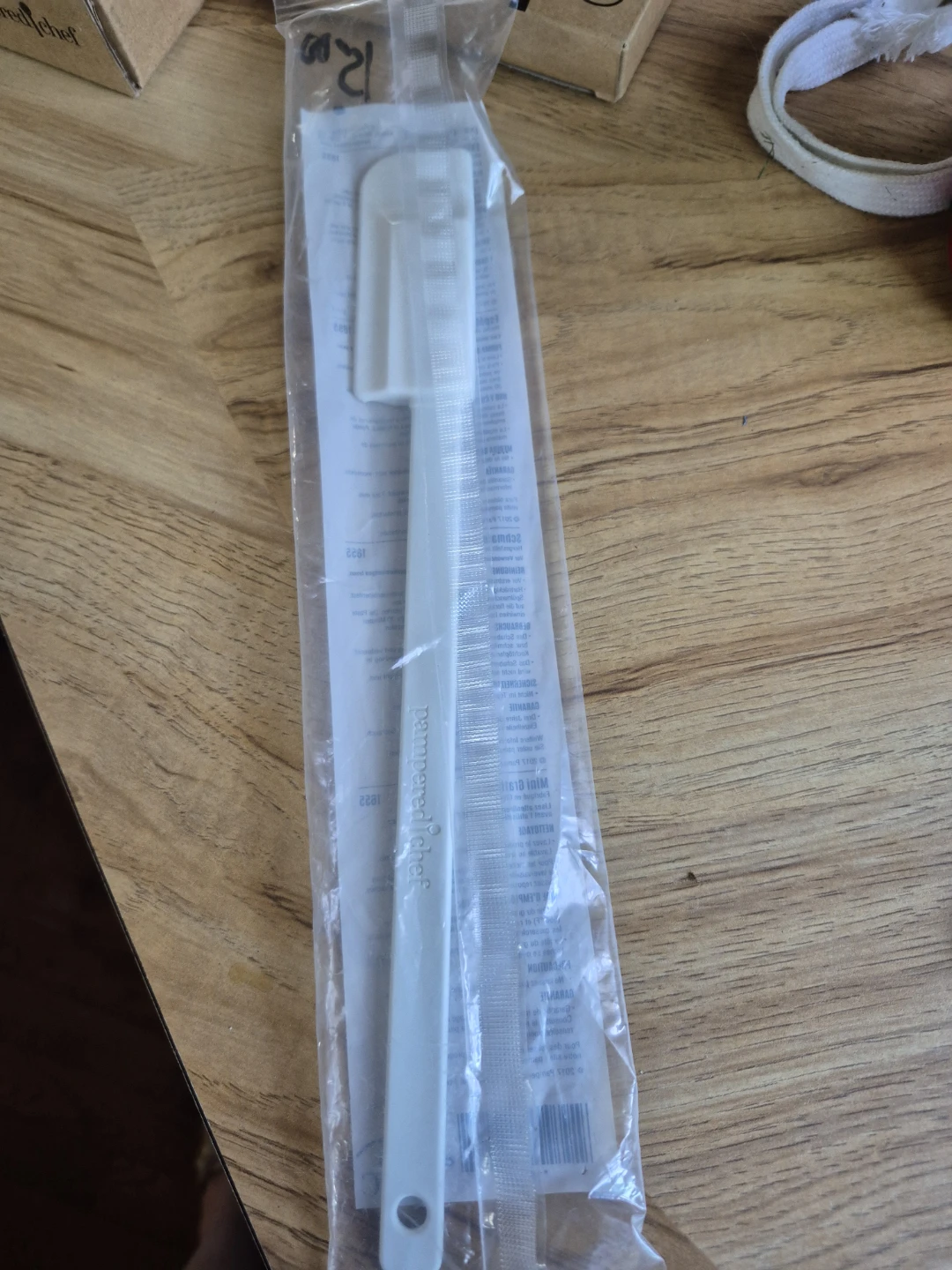 Pampered Chef Silicone long handle  Spatula