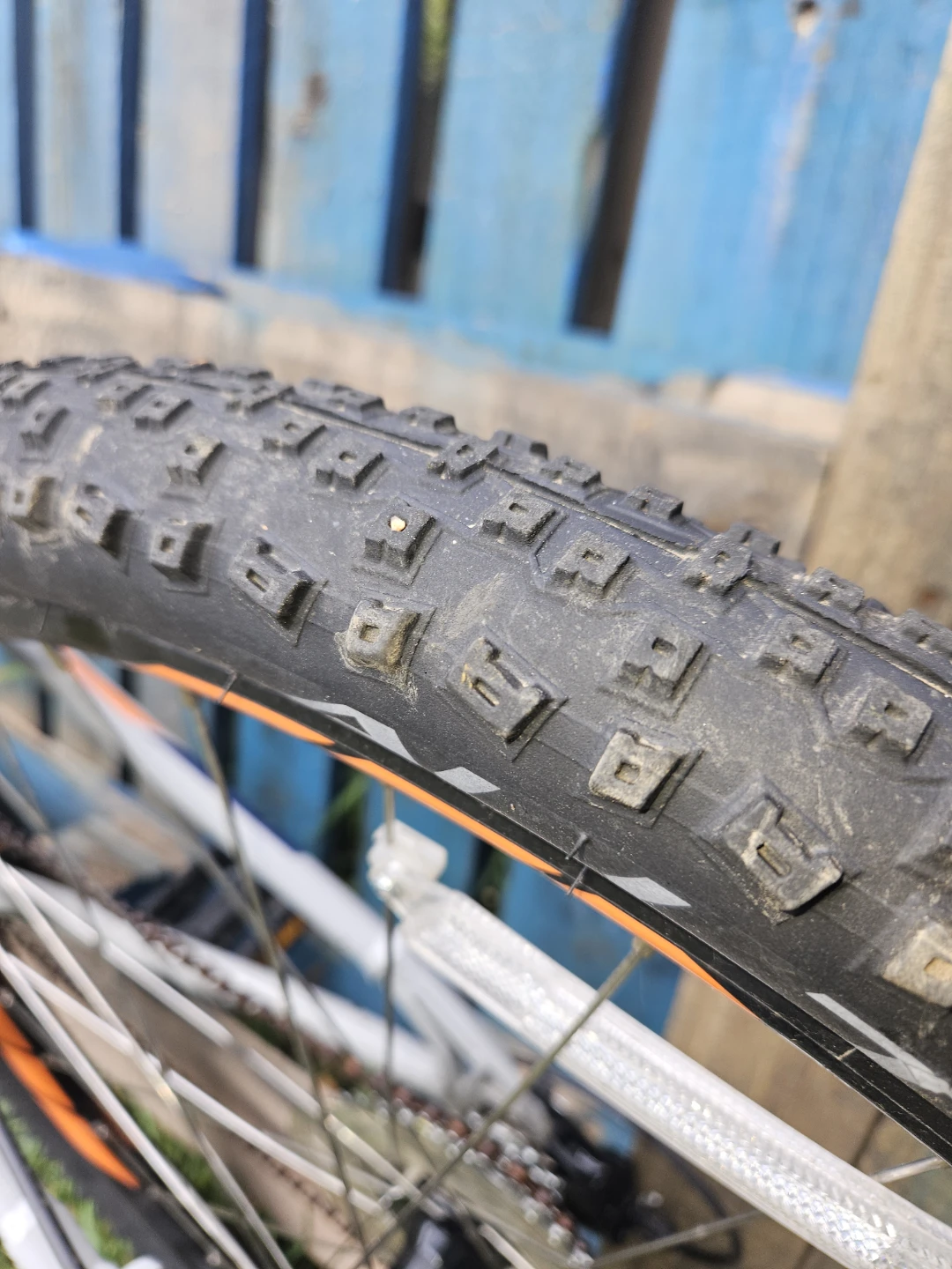 GT Aggressor Pro Mountain Bike - photo 3