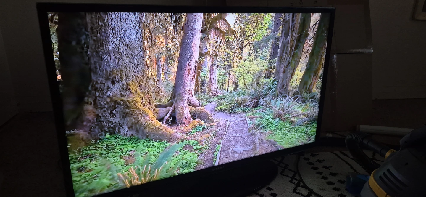 Samsung Television 40" smart HDTV  with Google Chromecast - photo 5