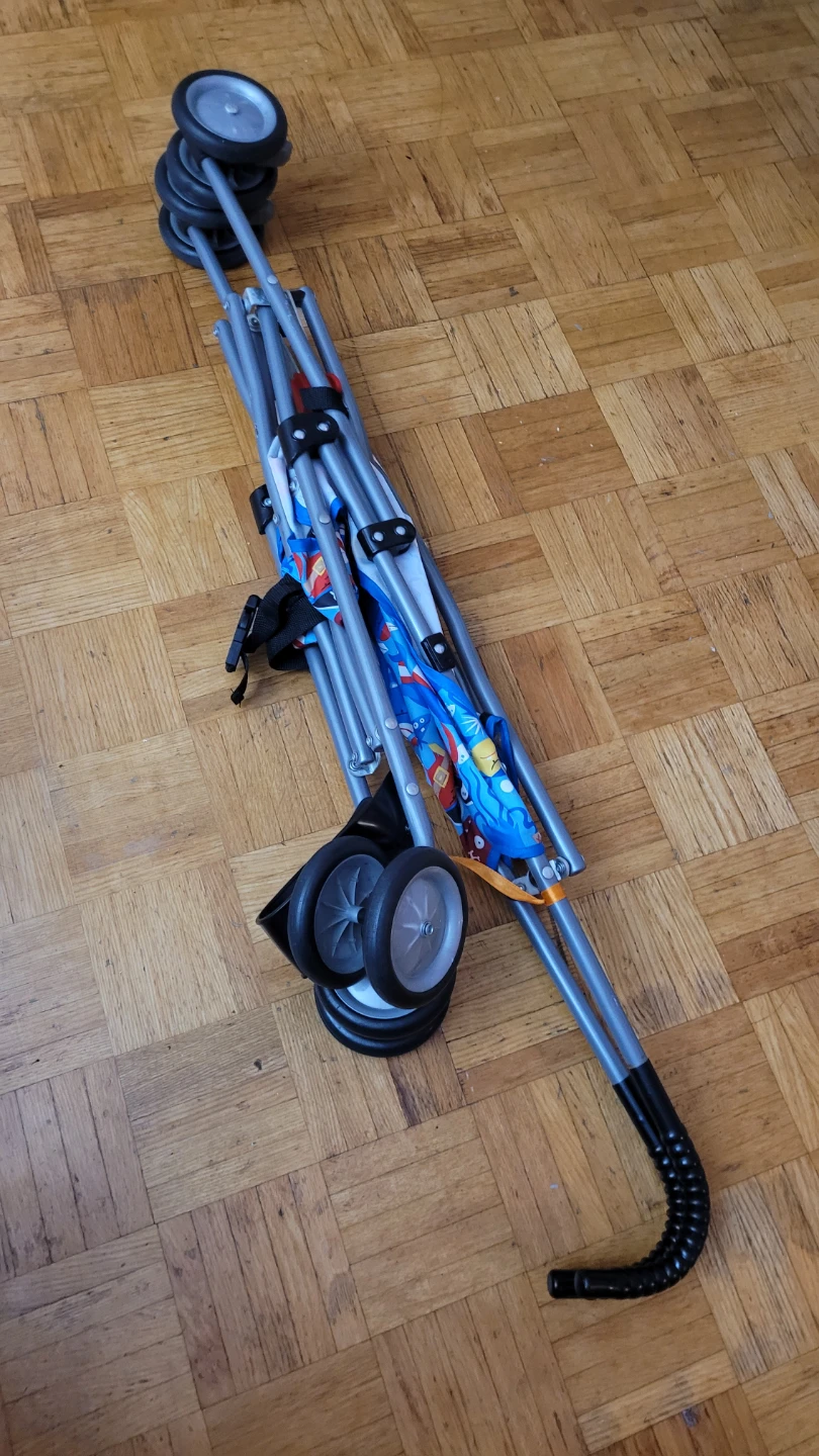 Umbrella Stroller ( Like new) - photo 5