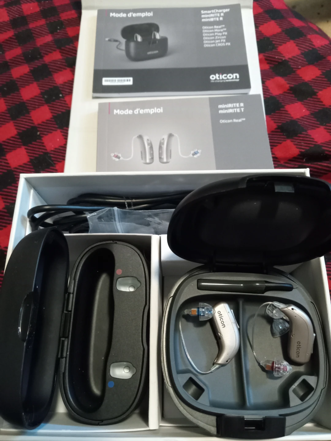 Oticon Real Hearing Aids with SmartCharger - photo 2