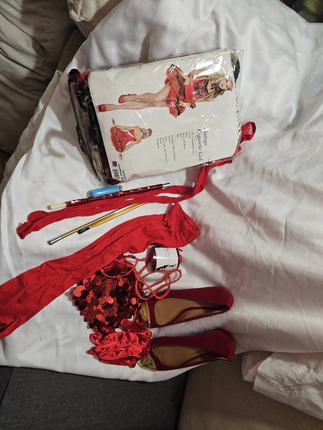 Leg Avenue Vintage Cigarette Girl Costume Set - photo 2