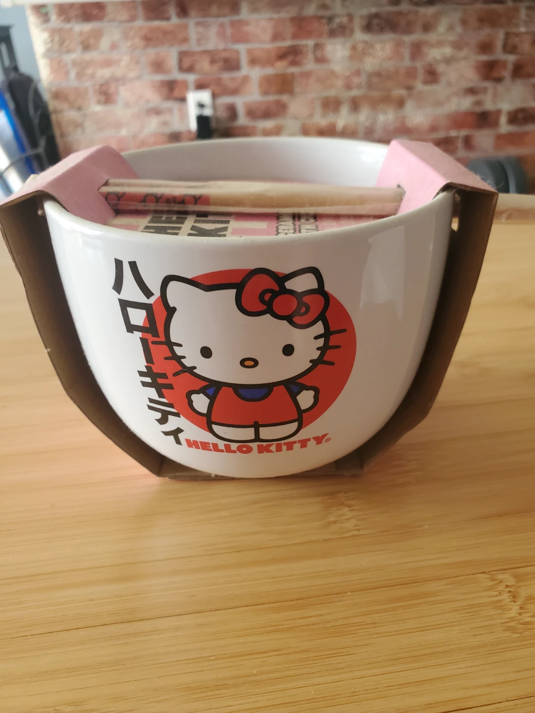 Hello Kitty Ceramic Bowl with Chopsticks