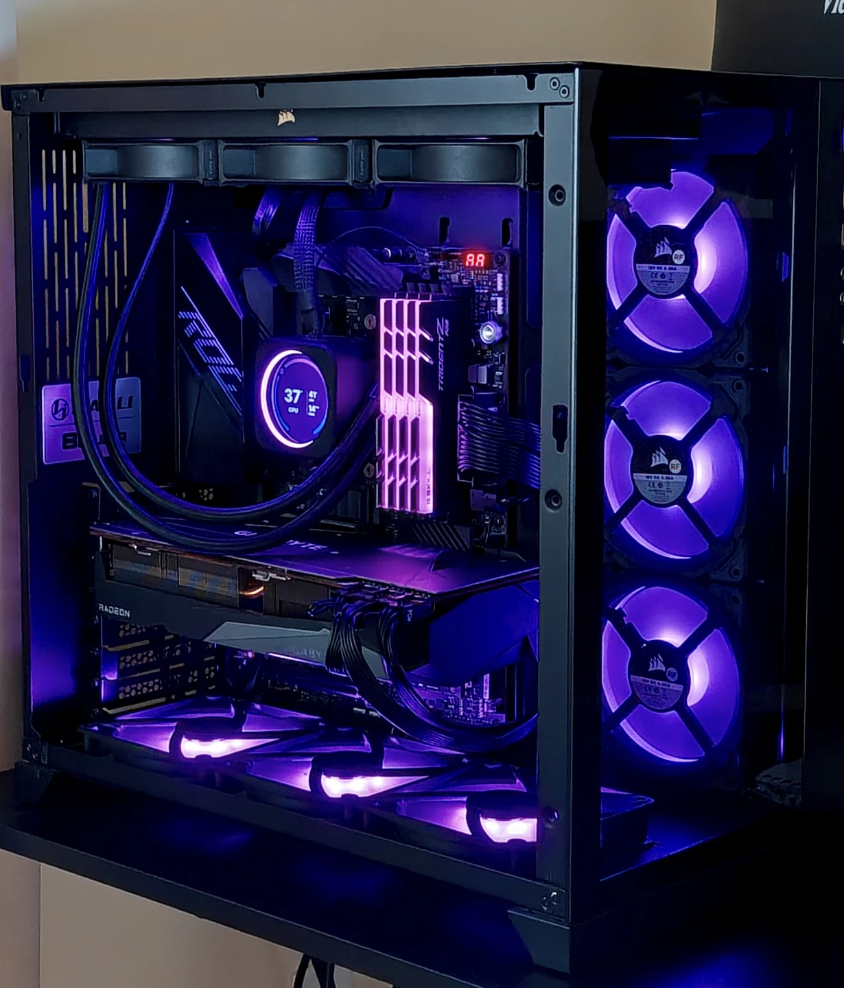 High-End Gaming PC  Ryzen 7 5800X3D + RX 6900XT